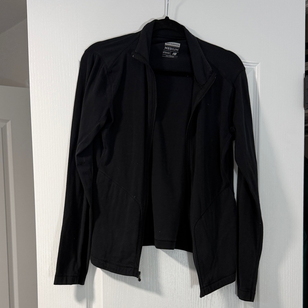 New Balance Women's Black Utility Jacket